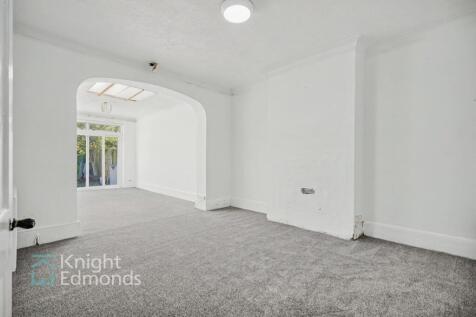Lounge / Dining Room