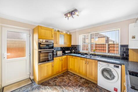 28 Langwith Drive (Holbeach)-16