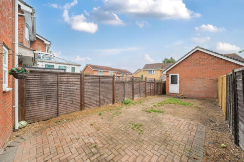 1333498-5-688b6fa...