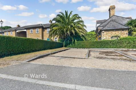 Driveway/Parking