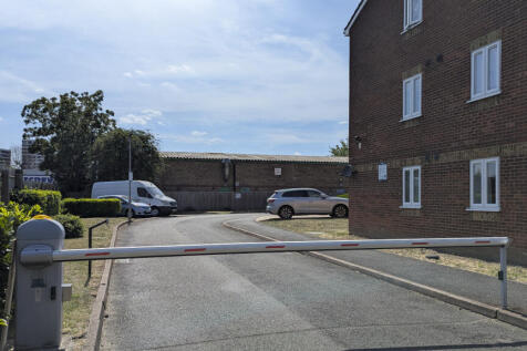 Property Image 12