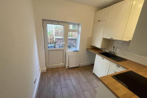 Upper St. John Street, Lichfield photo 4