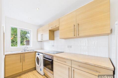 Broad Hinton, Twyford, Reading, Berkshire, RG10 photo 3