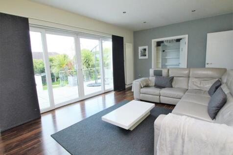Gorsehill Road, Oakdale , Poole, BH15 photo 3