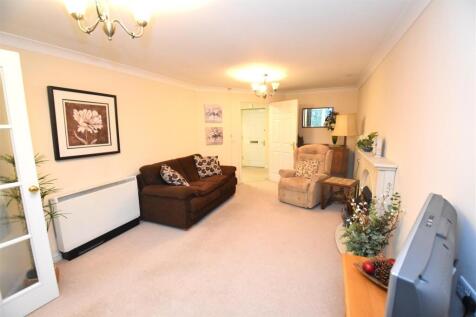 Ashingdon Road, Rochford photo 4