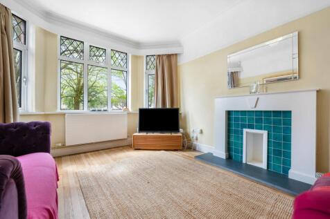 Insole Grove East, Llandaff, Cardiff photo 3