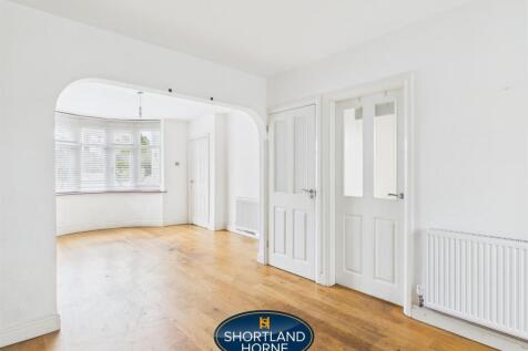 Living/dining room