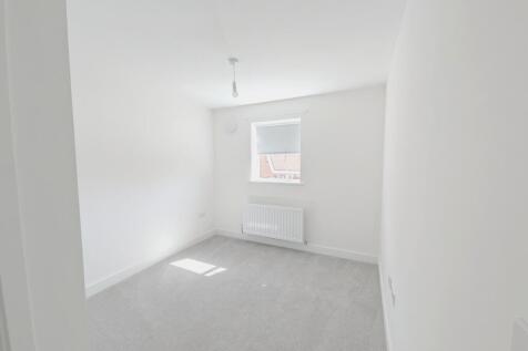 Mercury Crescent, Langley Park Way, CHIPPENHAM photo 5