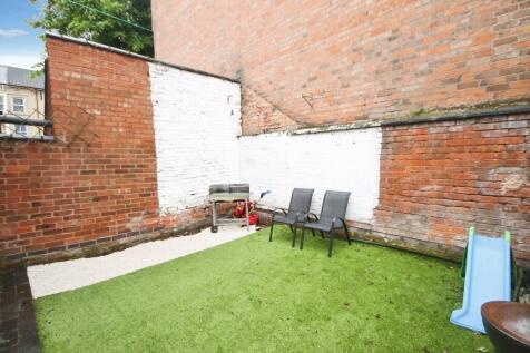 ef085c17-IMG_3869...