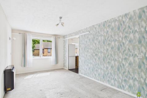 Presented by Nicoleta at EweMove Bexleyheath and D