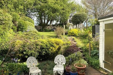 GARDEN.jpg