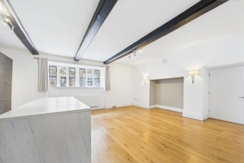 Kitchen/Living Area