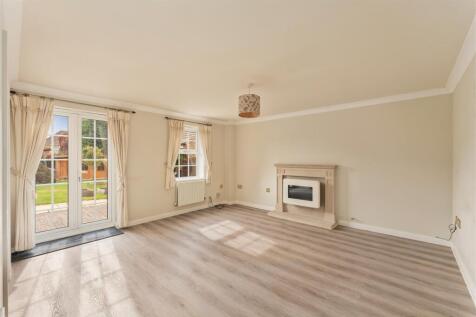 49 Ashmead Road, Banbury-13.jpg