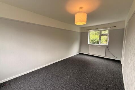 Capesthorne Rd, Wistaston photo 3