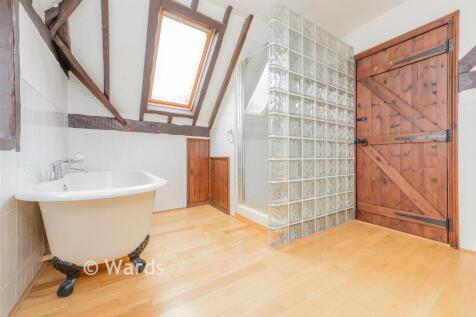 En-Suite Bathroom