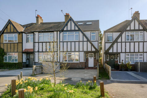 London, SW20 - property photo