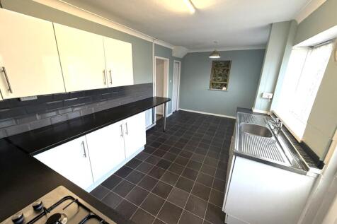 Pulborough Avenue, Eastbourne, East Sussex photo 4