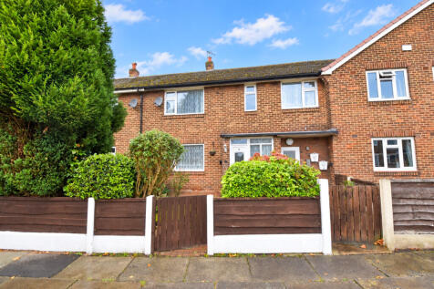 3 bed terraced house for sale