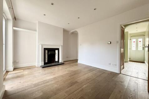 Hambrook Street, GL52 6LW photo 4