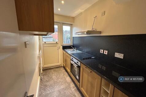 Hedgemans Road, Dagenham, RM9 photo 3