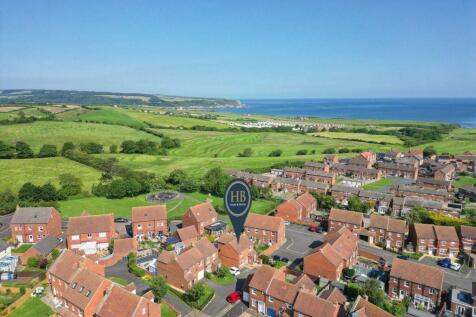 Whitby, YO21 - property photo