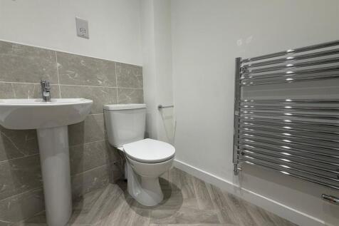bathroom i.jpeg