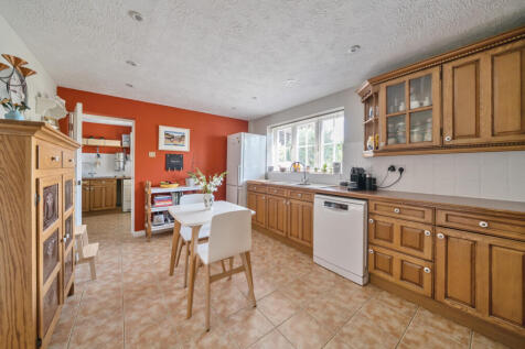 1316000-18-68654c...