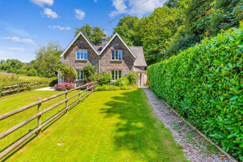 A05 - Greenbanks West Buckland - 260702