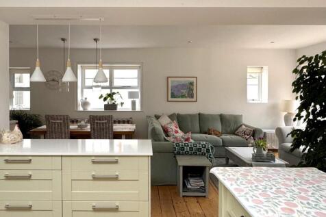 Kitchen/Dining/Living Room