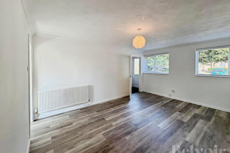 Saint Olaves Road, Bury St Edmunds, IP32 photo 5