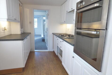 Whitworth Road, Gosport photo 4