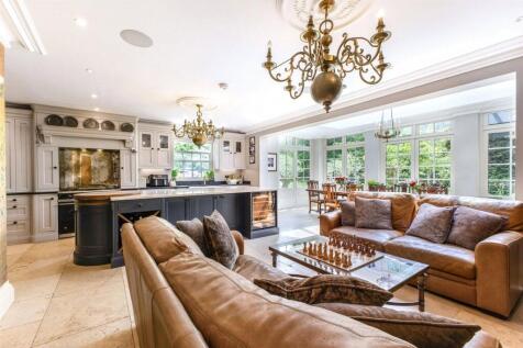 Kitchen / Living