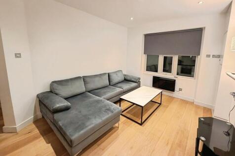 Lounge 2