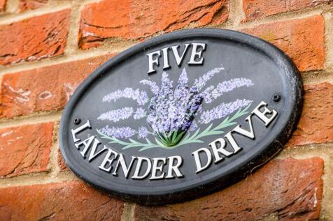 5 Lavender Drive (Spalding)-6.jpg
