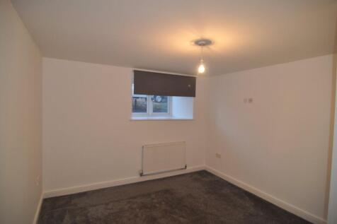Spark Lane, Mapplewell photo 4