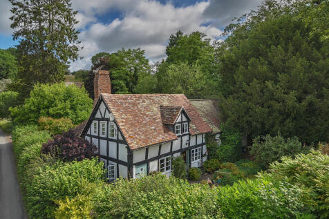 1311776-1-685bc75...