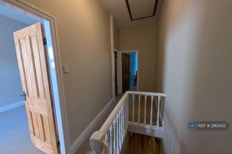 Hardcastle Road, Stockport, SK3 photo 5