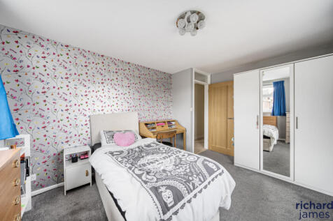 ab36a64f3d8d4034bbdb38425de6c640