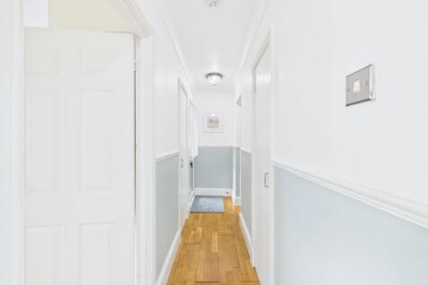 CAM02023G0-PR0168-STILL016