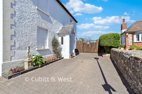 Driveway/Parking