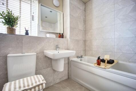 Practical and convenient family bathroom