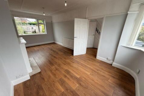 Fairway North, Bromborough photo 4