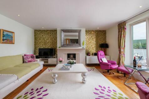 Living Room_10 Dart Marina, Sandquay Road, Dartmouth