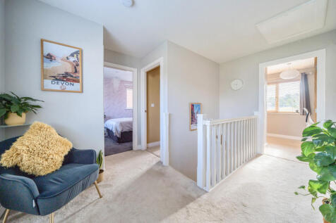 1343017-15-68b570...