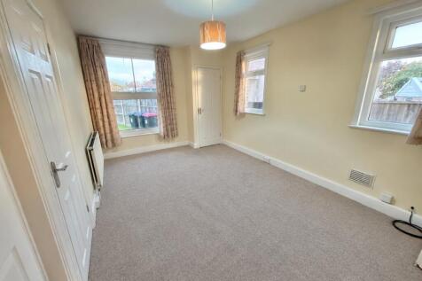 Hillborough Road, Southend on Sea photo 2