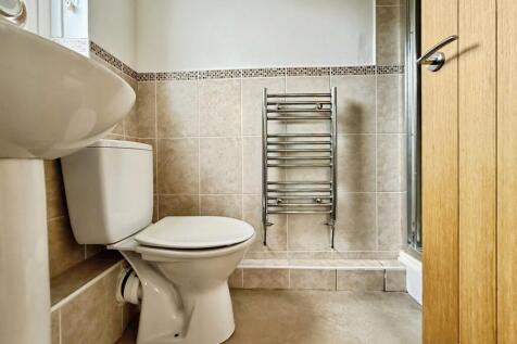 En Suite Shower Room
