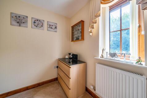 Bedroom 4 corner.jpg