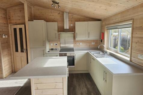 Laleham Reach, Chertsey photo 4