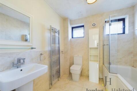 Aston Way, Handforth, Wilmslow, SK9 photo 4