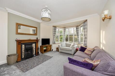 Nevill Road, 149-LOUNGE.jpg